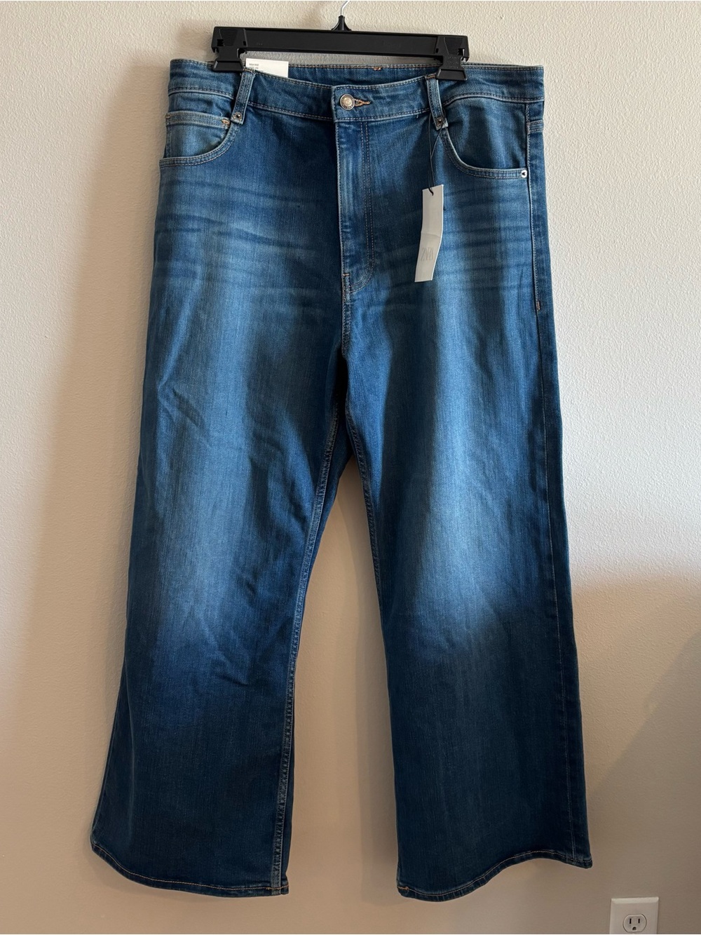 Zara ZW COLLECTION Sculpted WIDE LEG HIGH-RISE JEANS Size 14 NEW